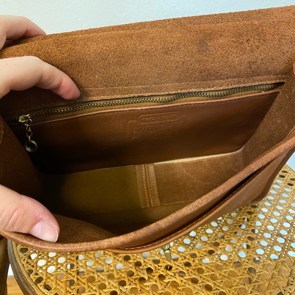 Vintage Coach Willis British Tan 9927 Shoulder Crossbody Bag - Picture 11 of 12